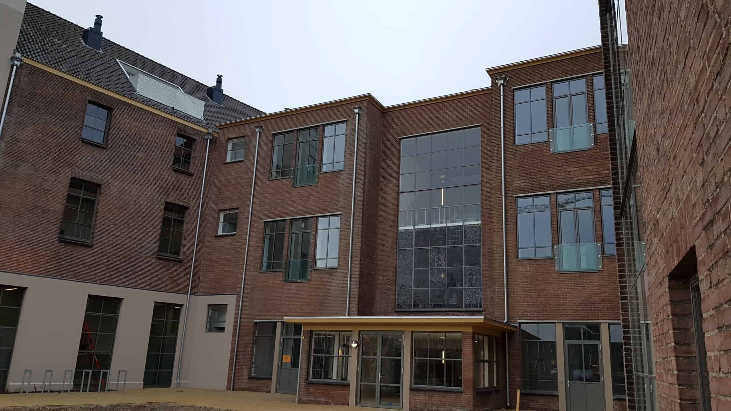 Achterkant transformatie Boulevard Heuvelink